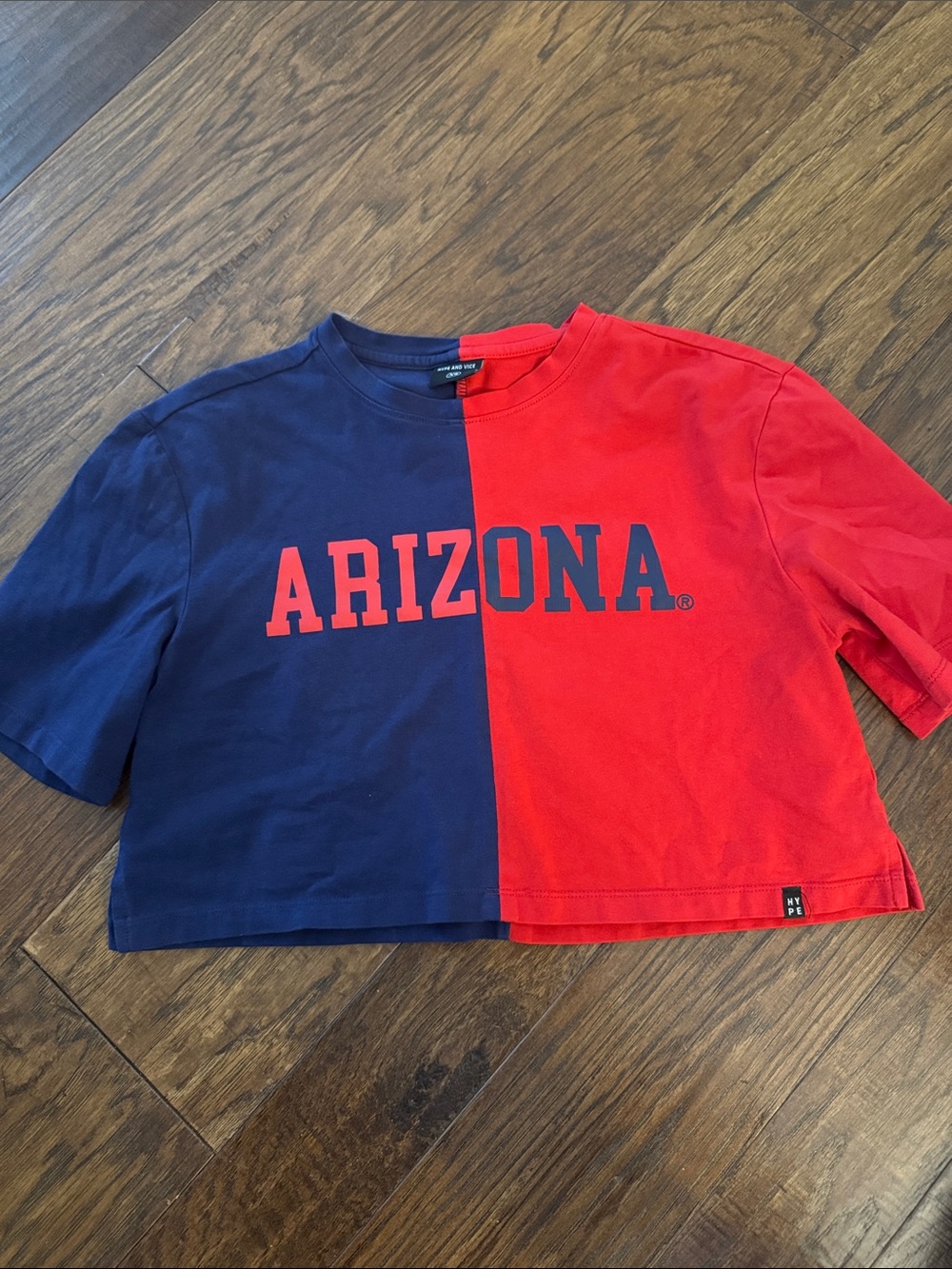 University of Arizona Woman’s Crop Shirt